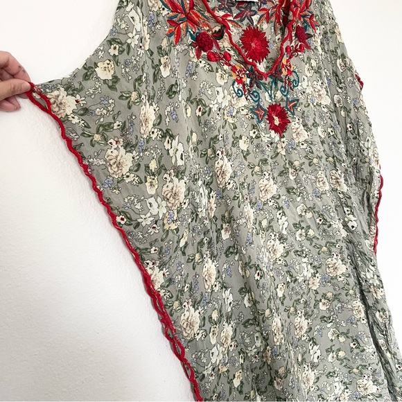 Zara Embroidered Midi  Tunic Dress with V-neck Size S Spring Summer - Picture 13 of 16